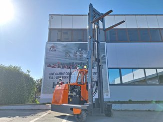 Carrello elevatore laterale multidirezionale Hubtex DQ45D