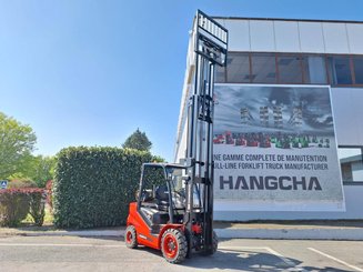 Carrello elevatore frontale a 4 ruote Hangcha XF30G-2