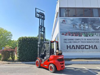 Carrello elevatore frontale a 4 ruote Hangcha XF30G-2