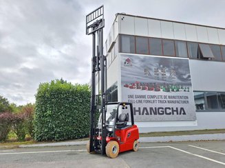 Carrello elevatore frontale a 4 ruote Hangcha AE25