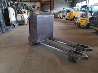 Transpallet guida in accompagnamento Fenwick T18
