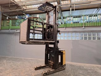Carrelli commissionatori combinato Caterpillar NOH10N