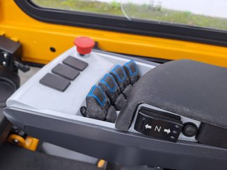Carrello elevatore frontale a 4 ruote Hangcha XE35i (CPD35-XEY2-SI)