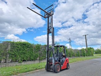 Carrello elevatore frontale a 4 ruote Hangcha CPYD25