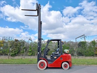 Carrello elevatore frontale a 4 ruote Hangcha XF35G