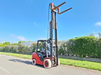 Carrello elevatore frontale a 4 ruote Hangcha XF35G