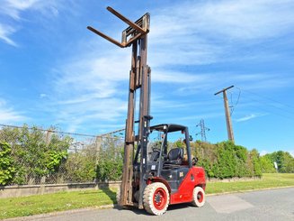 Carrello elevatore frontale a 4 ruote Hangcha XF35G