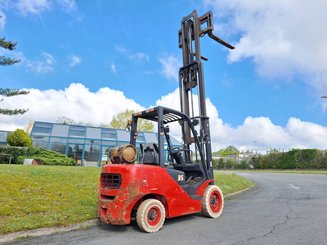 Carrello elevatore frontale a 4 ruote Hangcha CPYD35