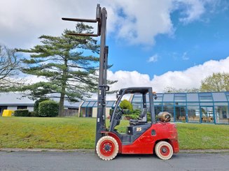 Carrello elevatore frontale a 4 ruote Hangcha CPYD35