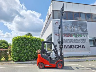 Carrello elevatore frontale a 4 ruote Hangcha XF18G-2