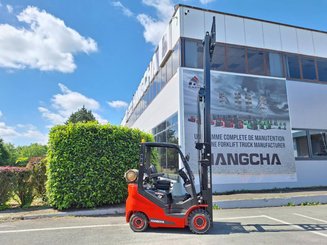Carrello elevatore frontale a 4 ruote Hangcha XF18G-2