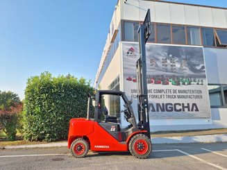 Carrello elevatore frontale a 4 ruote Hangcha XF50D