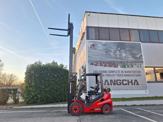 Carrello elevatore frontale a 4 ruote Hangcha XF25G-2