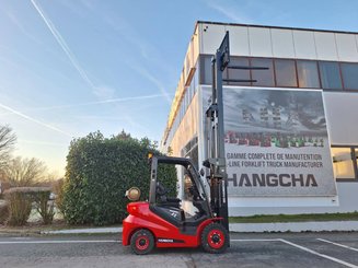 Carrello elevatore frontale a 4 ruote Hangcha XF25G-2