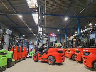 Carrello elevatore frontale a 4 ruote Hangcha XF35G-2