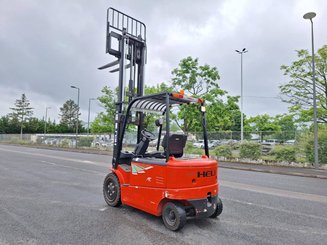 Carrello elevatore frontale a 4 ruote Heli CPD30