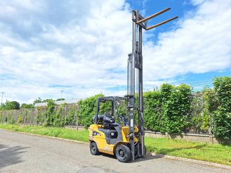 Carrello elevatore frontale a 4 ruote Caterpillar GP20CN