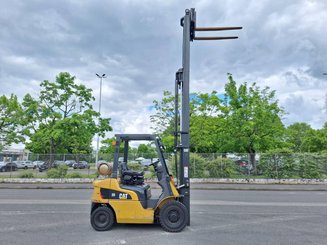 Carrello elevatore frontale a 4 ruote Caterpillar GP20NT
