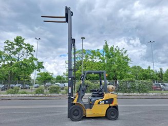 Carrello elevatore frontale a 4 ruote Caterpillar GP20NT