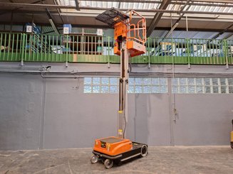 Navicella a gruppo di sollevamento verticale JLG 10MSP