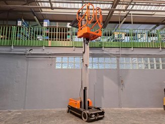 Navicella a gruppo di sollevamento verticale JLG 10MSP