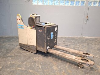 Transpallet con pedana Crown WT3040 2.00