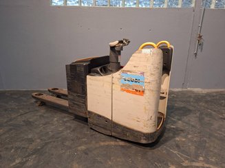 Transpallet con pedana Crown WT3040 2.00