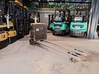Transpallet guida in accompagnamento Caterpillar NPP20N2