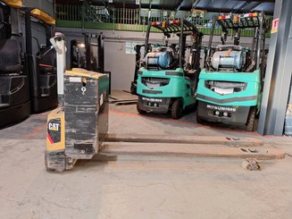 Transpallet guida in accompagnamento Caterpillar NPP20N2