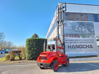 Carrelli elevatori fuoristrada Hangcha TT30-2