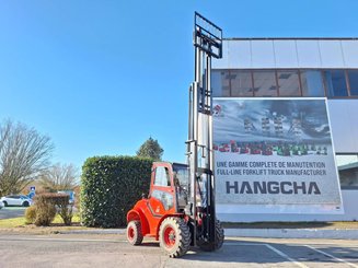 Carrelli elevatori fuoristrada Hangcha TT30-2