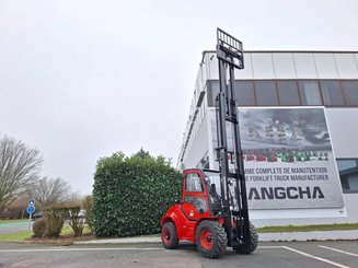 Carrelli elevatori fuoristrada Hangcha TT30-4
