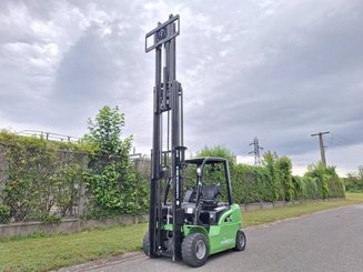 Carrello elevatore frontale a 4 ruote Hangcha XC35i