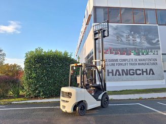 Carrello elevatore frontale a 4 ruote Hangcha XF25D