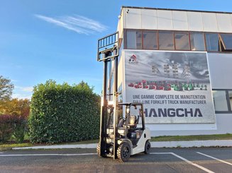 Carrello elevatore frontale a 4 ruote Hangcha XF25D