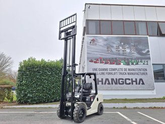 Carrello elevatore frontale a 4 ruote Hangcha XF30D