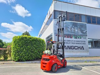 Carrello elevatore frontale a 4 ruote Hangcha XF35G-2