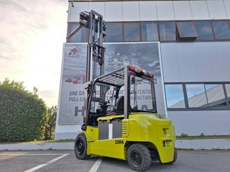 Carrello elevatore frontale a 4 ruote Clark GEX40