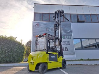 Carrello elevatore frontale a 4 ruote Clark GEX40 - 11