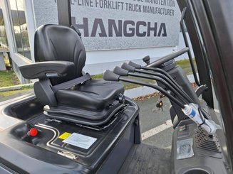 Carrello elevatore frontale a 4 ruote Hangcha AE15