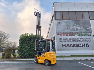 Carrello elevatore frontale a 4 ruote Hangcha XE20Ci