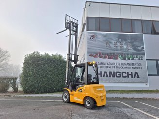 Carrello elevatore frontale a 4 ruote Hangcha XE25i (CPD25-XEY2-SI)