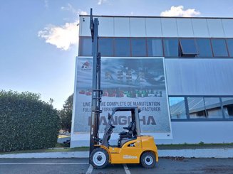 Carrello elevatore frontale a 4 ruote Hangcha XE38i