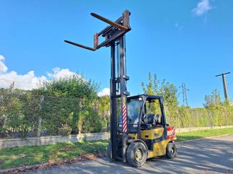 Carrello elevatore frontale a 4 ruote Yale GLP35VX