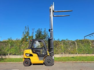 Carrello elevatore frontale a 4 ruote Caterpillar DP40 NT - 9