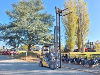 Carrello elevatore frontale a 4 ruote Caterpillar GP25NT - 4