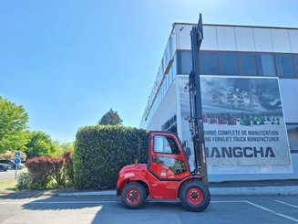 Carrelli elevatori fuoristrada Hangcha TT30-4
