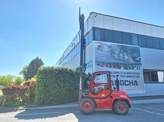 Carrelli elevatori fuoristrada Hangcha TT30-4