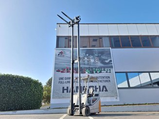 Carrello elevatore frontale a 3 ruote STILL RX20-14
