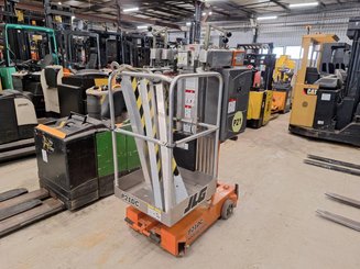 Navicella a gruppo di sollevamento verticale JLG P21DC - 1
